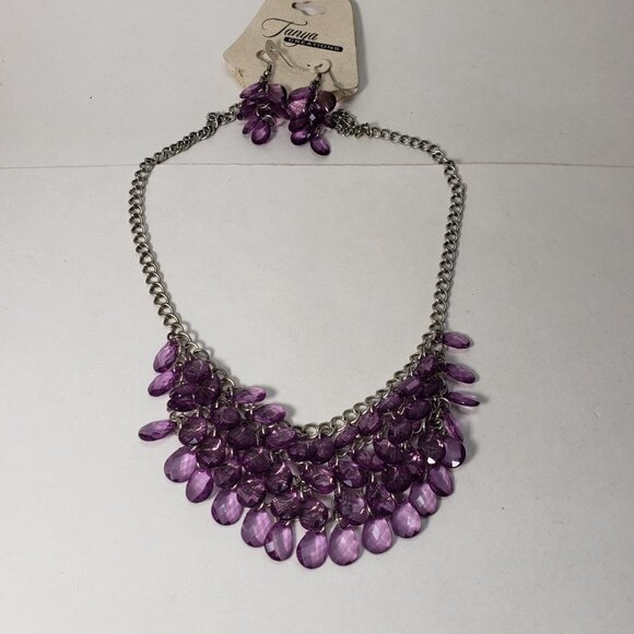 Women' Stylish Silver tone Purple Drop Cluster Beads Necklace, Matching Earrings - Picture 4 of 7